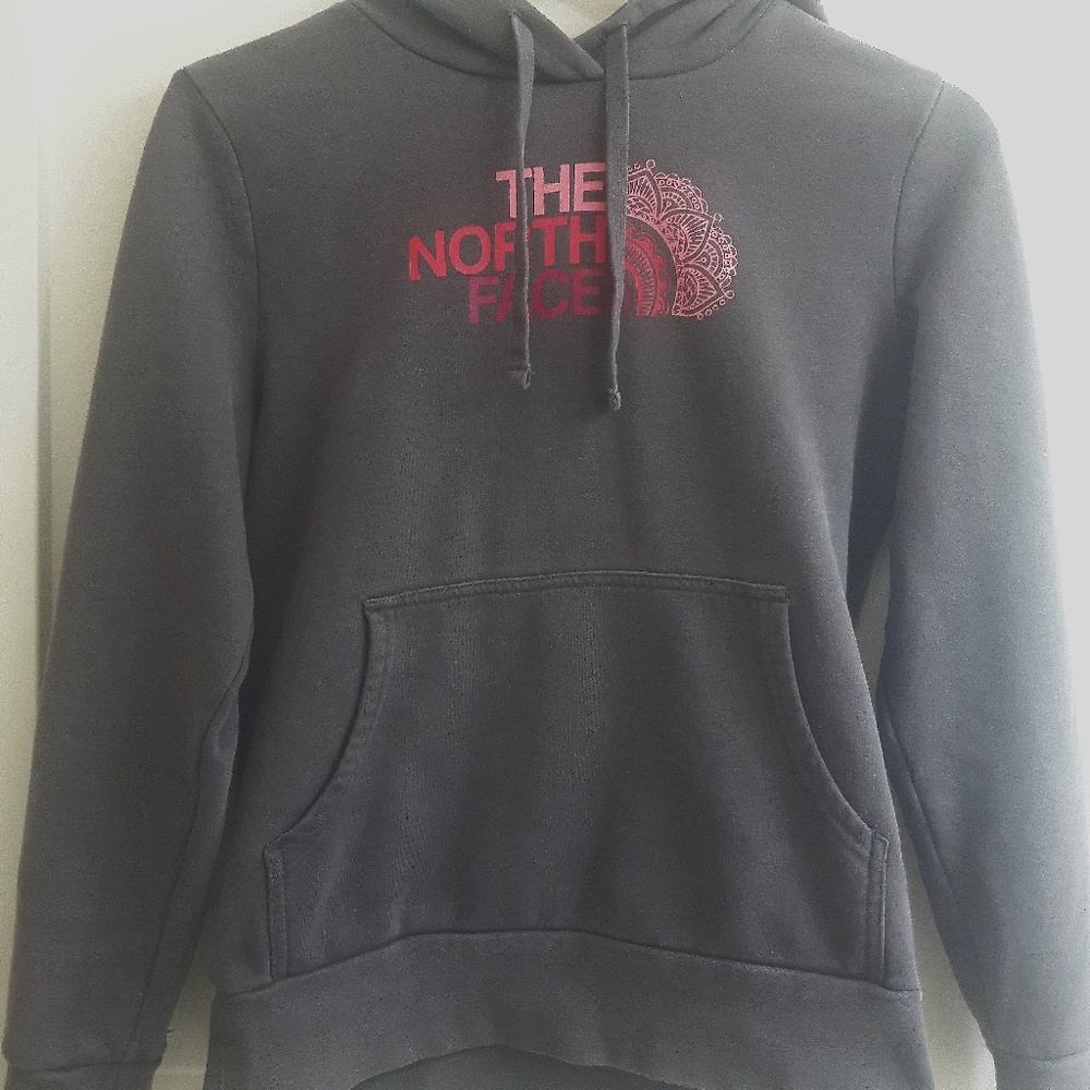 THE NORTH FACE Hoodie! Discontinued Grey & Pink💕
